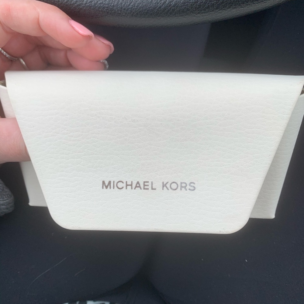 Michael kors sunglasses case